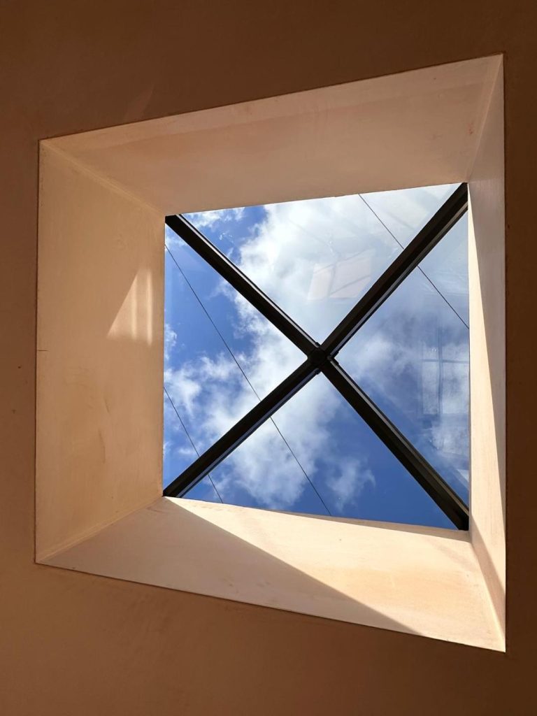 internal_lantern_pic